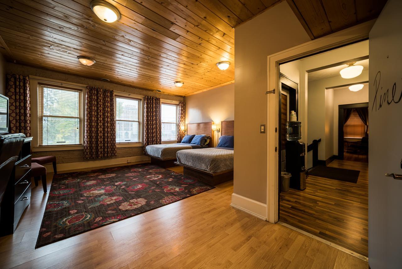 The Walnut Street Inn Bloomington Dış mekan fotoğraf