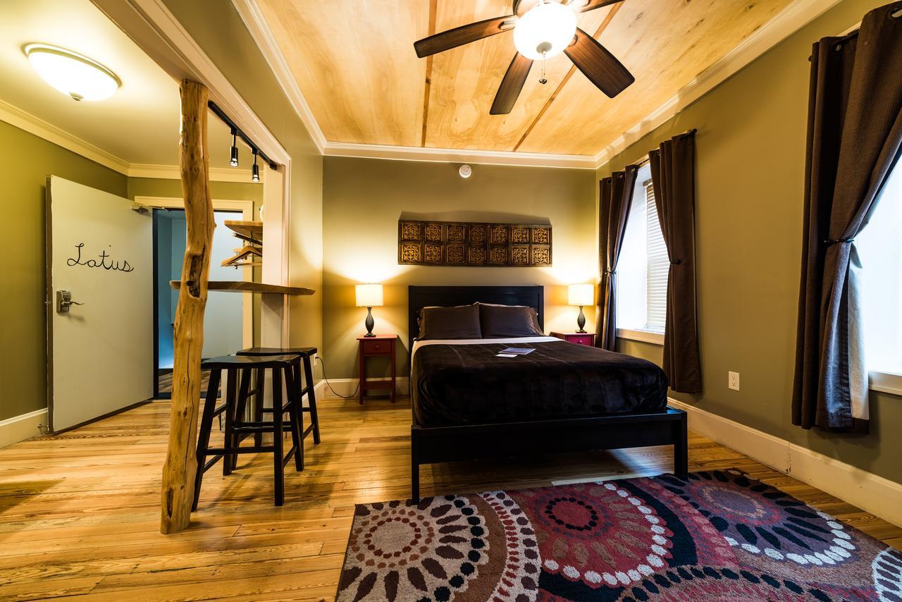 The Walnut Street Inn Bloomington Dış mekan fotoğraf