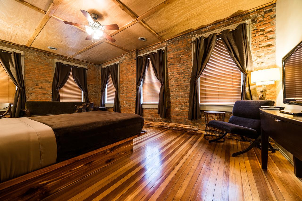The Walnut Street Inn Bloomington Dış mekan fotoğraf